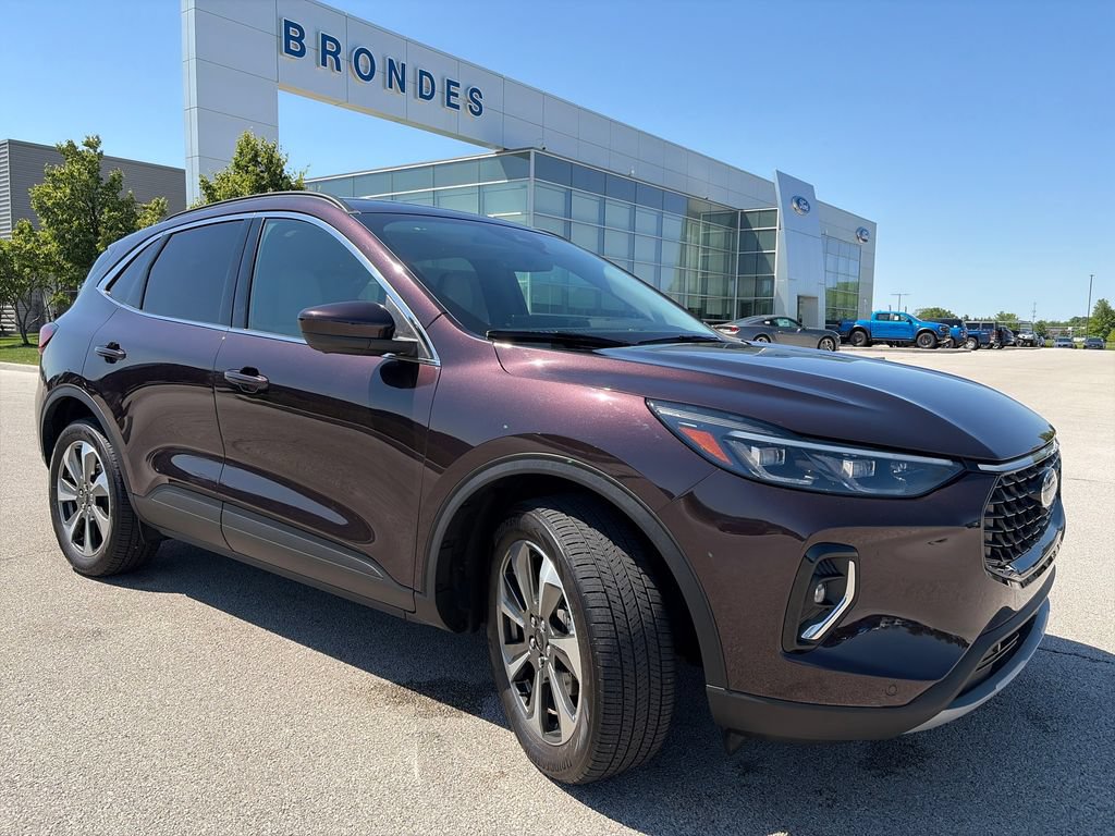 Used 2023 Ford Escape Platinum