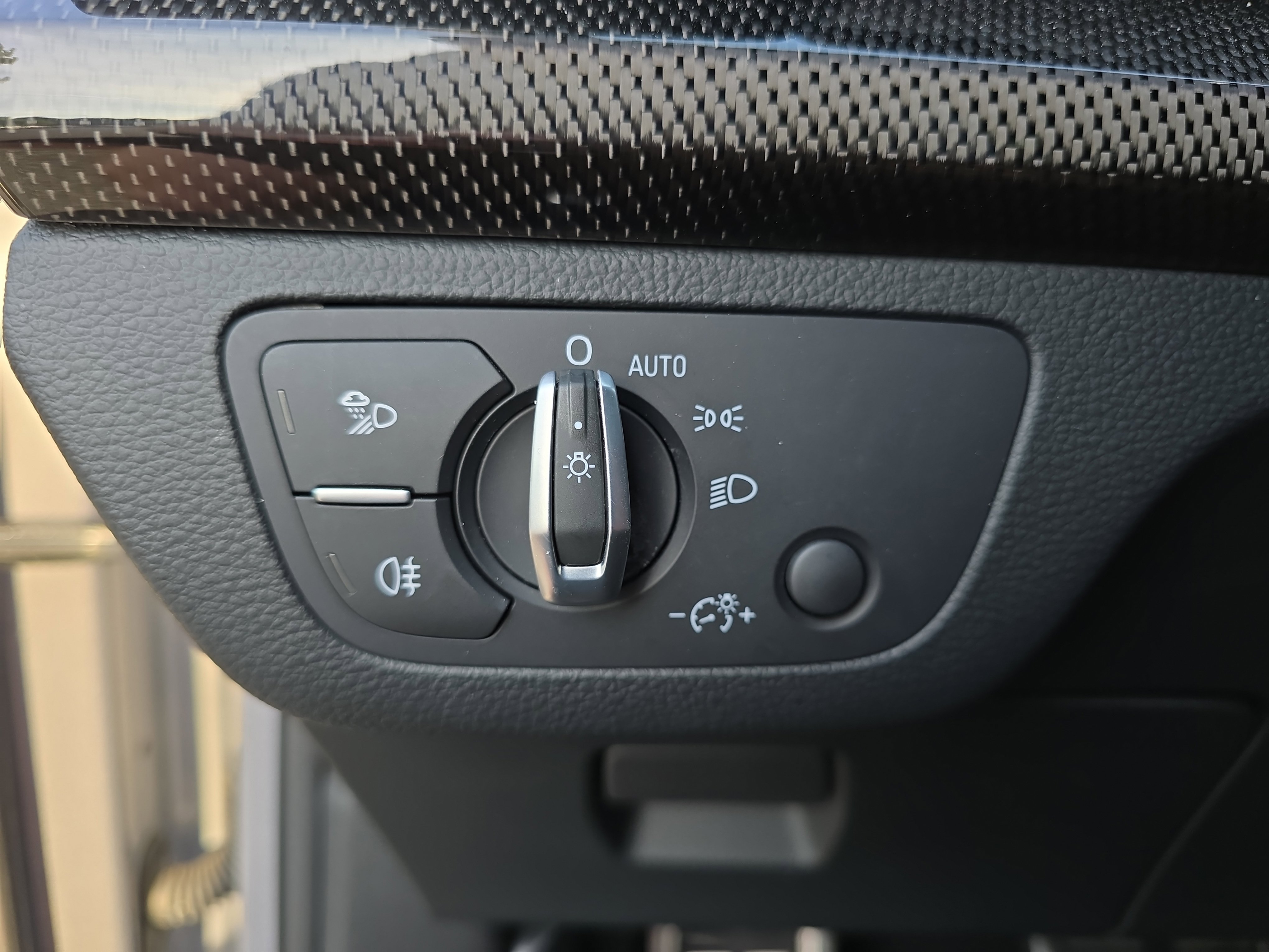 Used 2022 Audi SQ5 Premium image 26