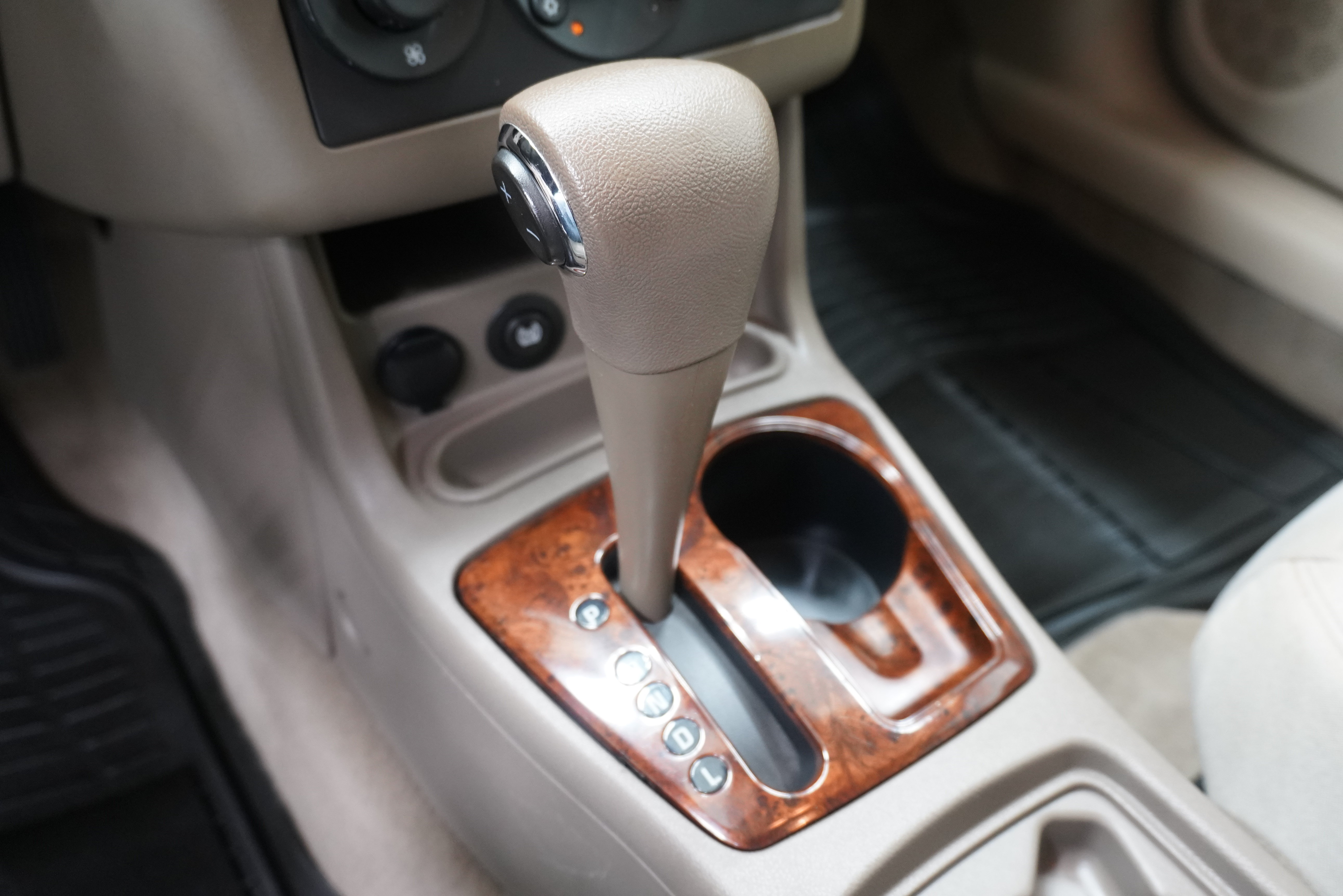 Used 2004 Chevrolet Malibu LS FWD image 18