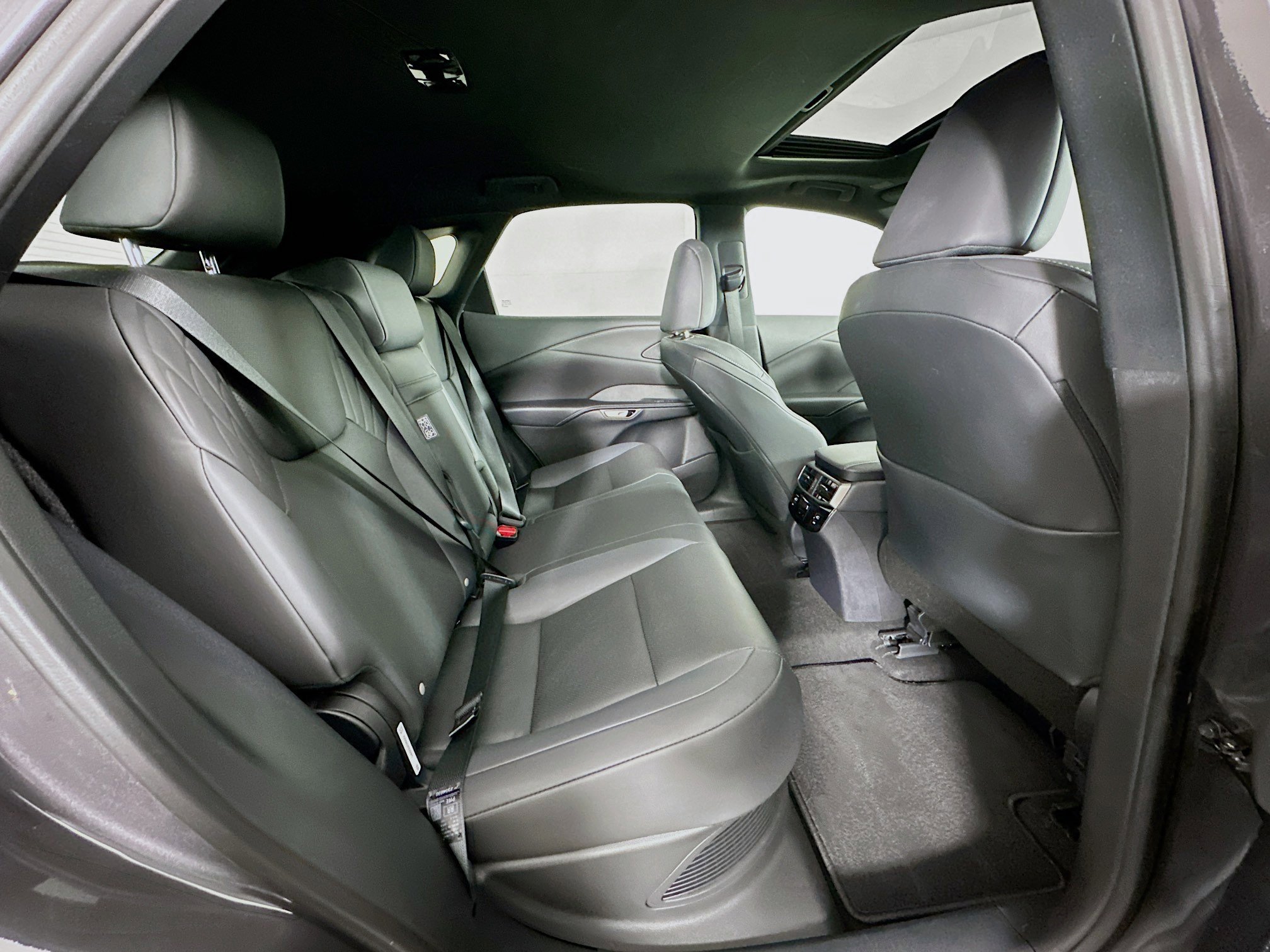 Certified 2025 Lexus RX 350h w/ Convenience Package image 31
