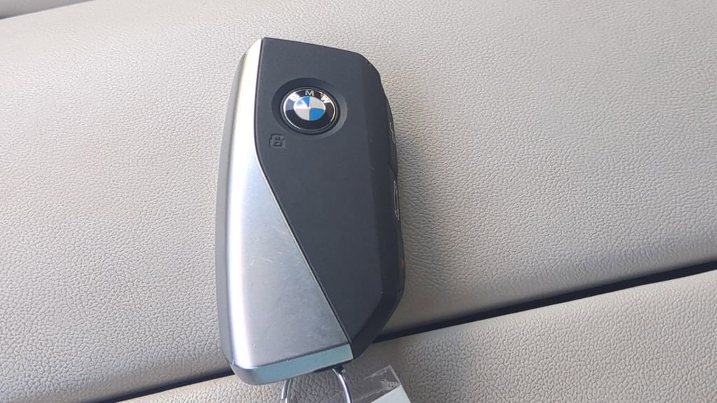 Used 2024 BMW X5 xDrive40i w/ Premium Package image 28