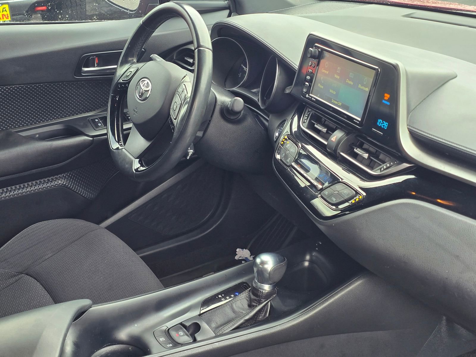 Used 2018 Toyota C-HR XLE image 35