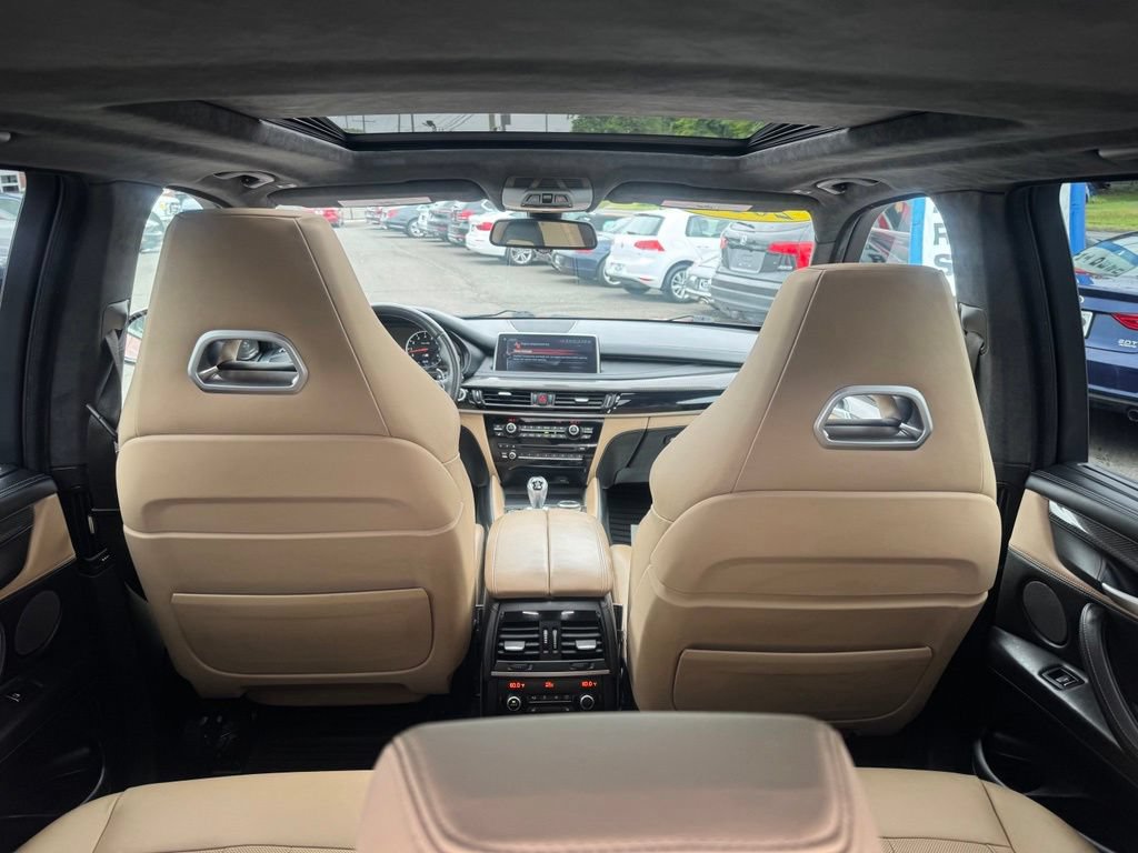 Used 2017 BMW X5 M AWD/4WD image 32