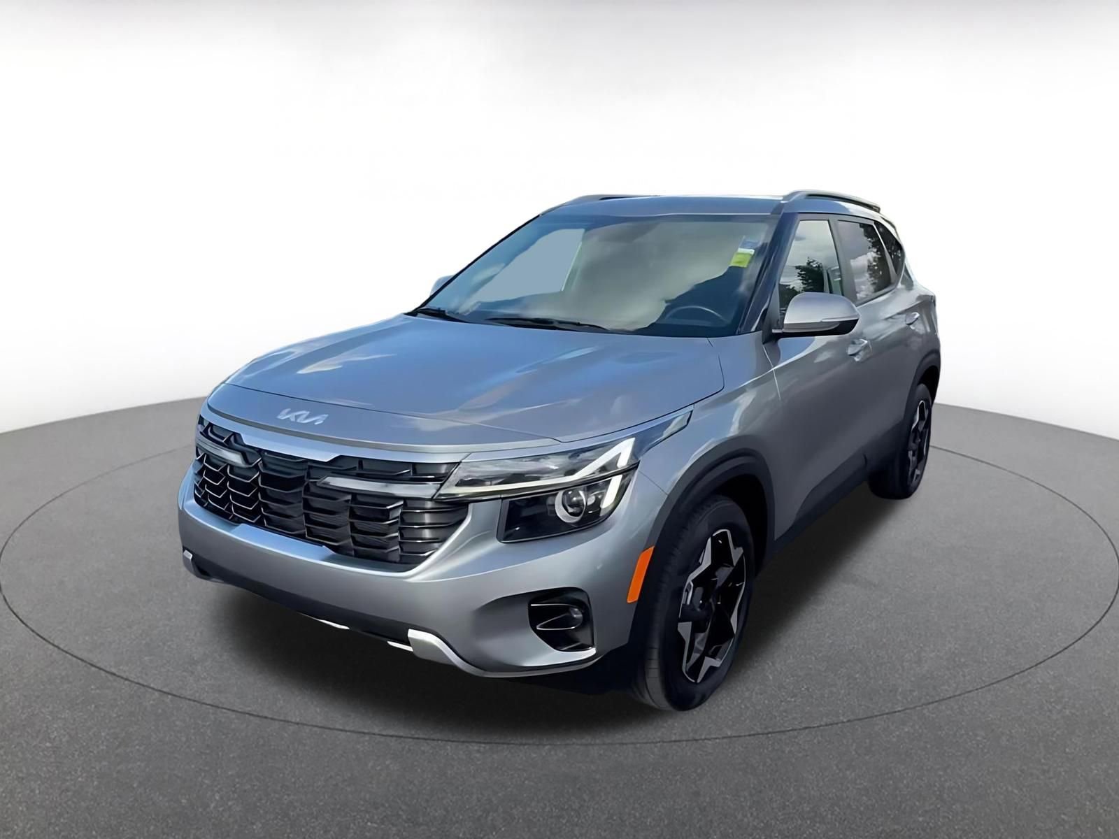 Used 2025 Kia Seltos S FWD image 7