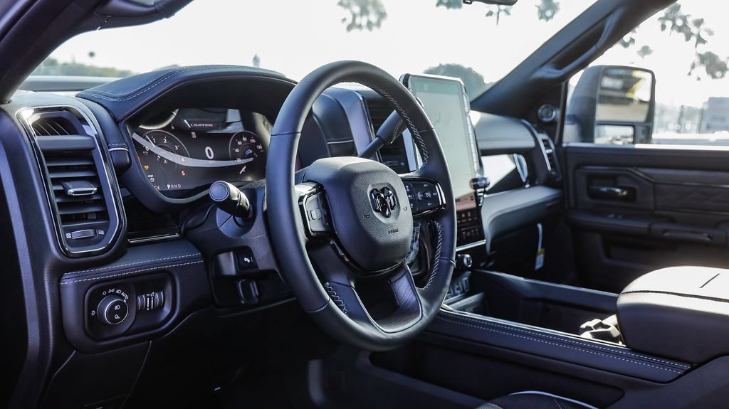 New 2026 RAM 2500 Limited AWD/4WD image 24