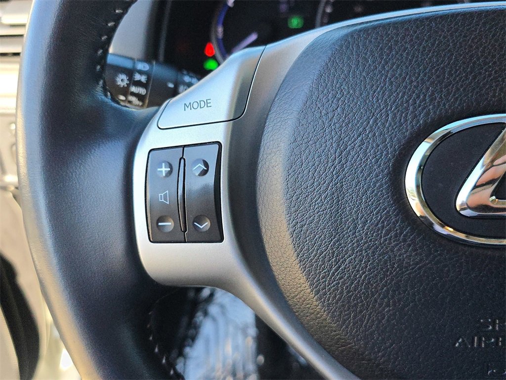 Used 2012 Lexus CT 200h image 23