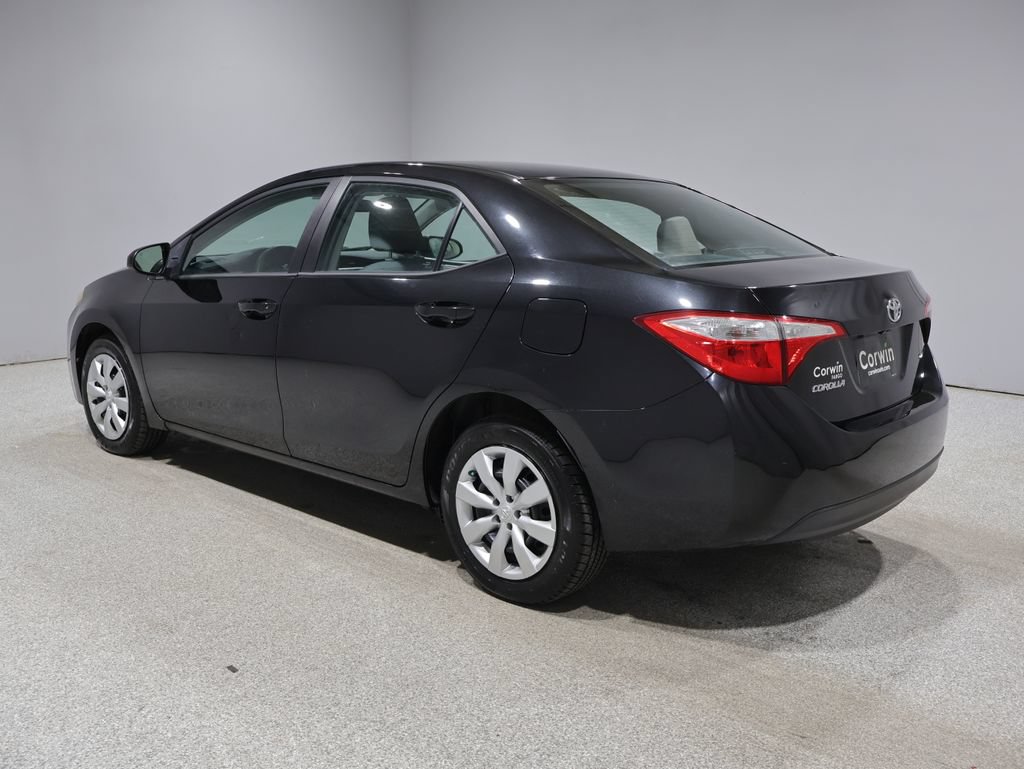 Used 2015 Toyota Corolla LE FWD image 4