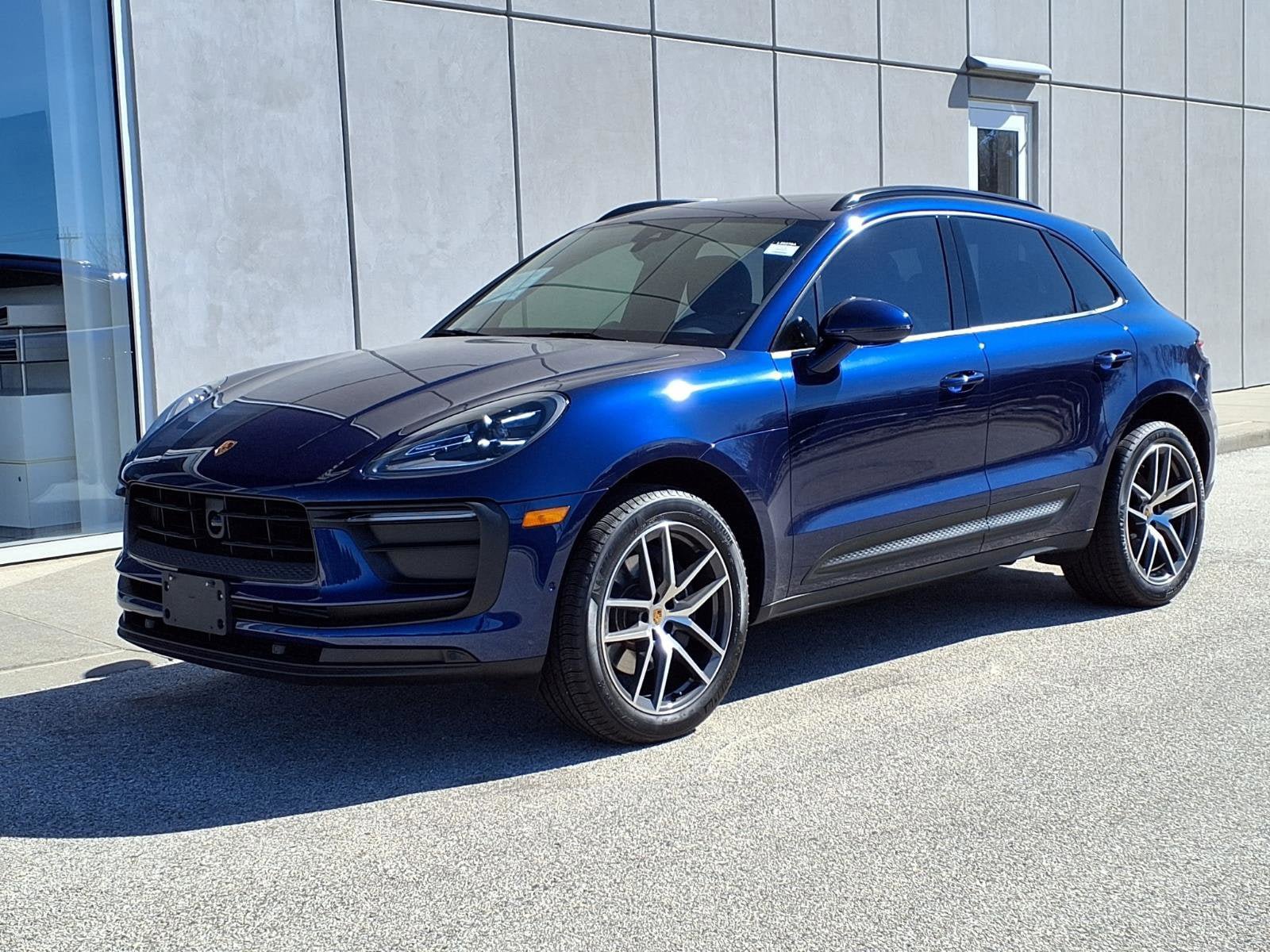 Used 2022 Porsche Macan image 1
