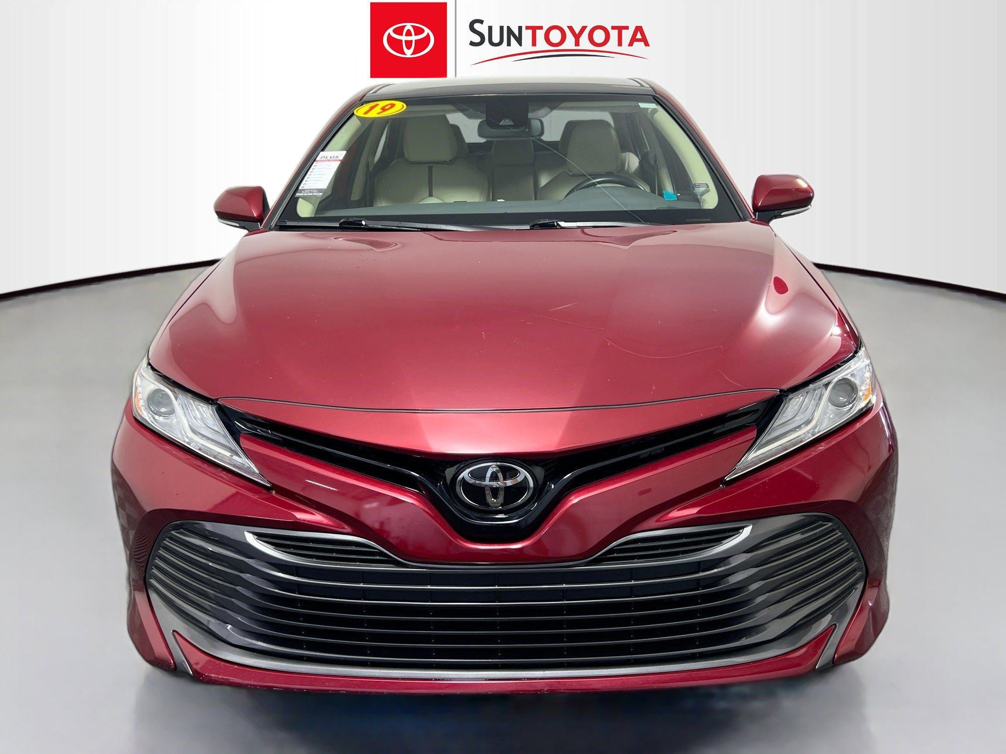 Used 2019 Toyota Camry XLE image 7