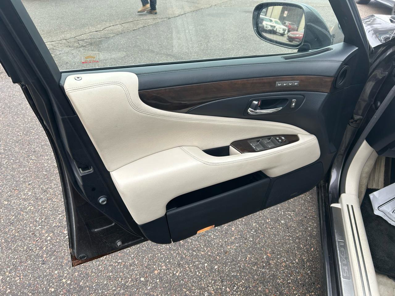 Used 2008 Lexus LS 600h L image 13