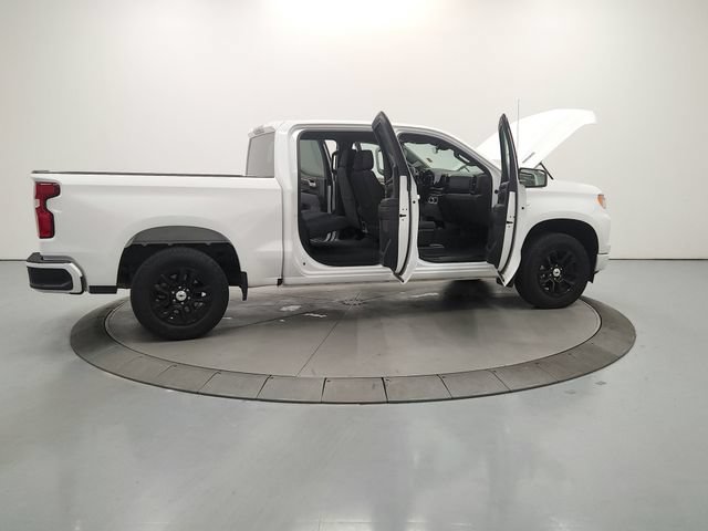 Used 2024 Chevrolet Silverado 1500 RST w/ Z71 Off-Road Package AWD/4WD image 17