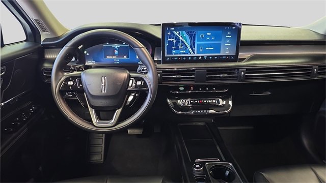 Used 2023 Lincoln Corsair Standard image 9