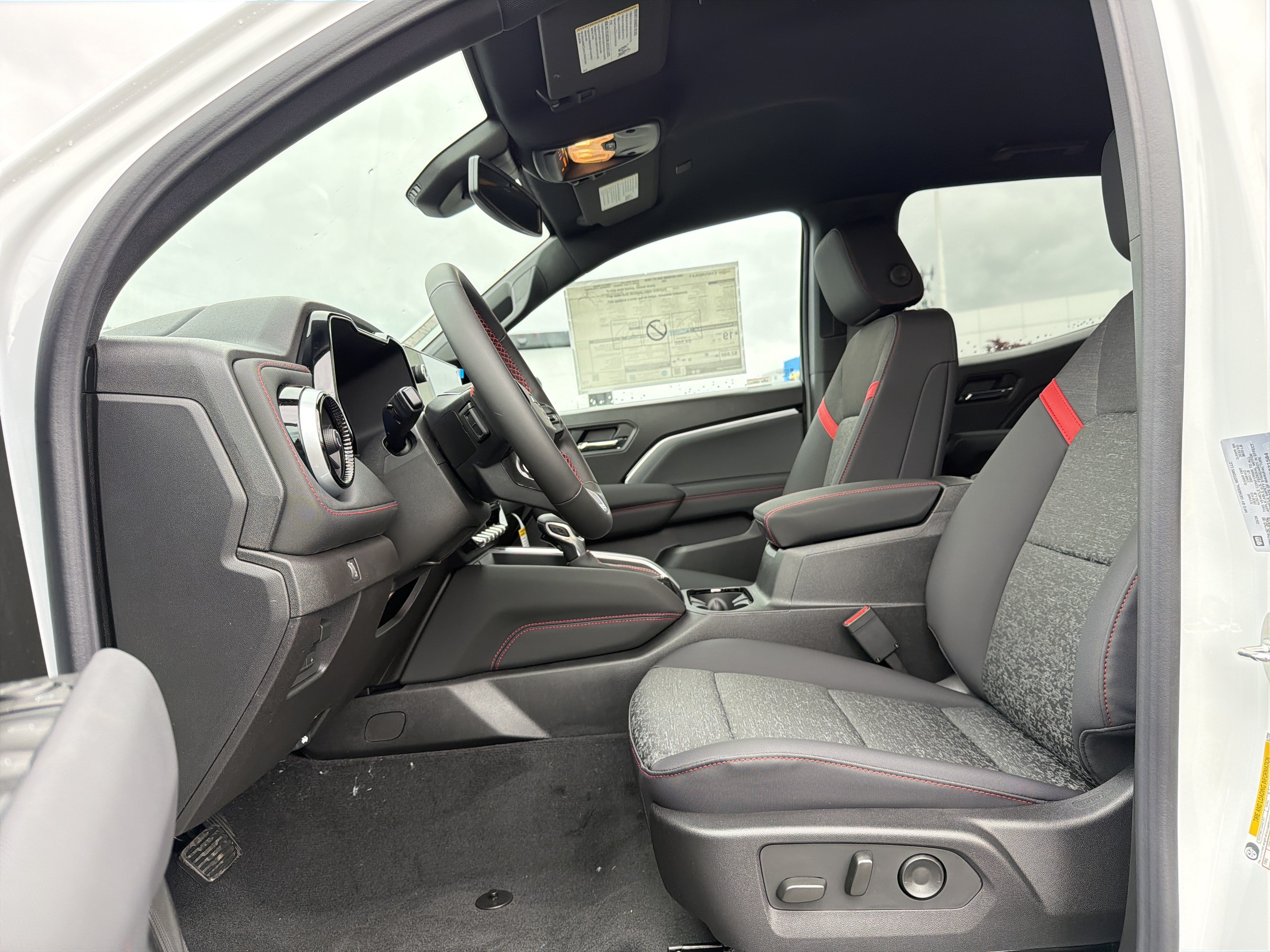 New 2026 Chevrolet Colorado Z71 w/ Technology Package AWD/4WD image 10