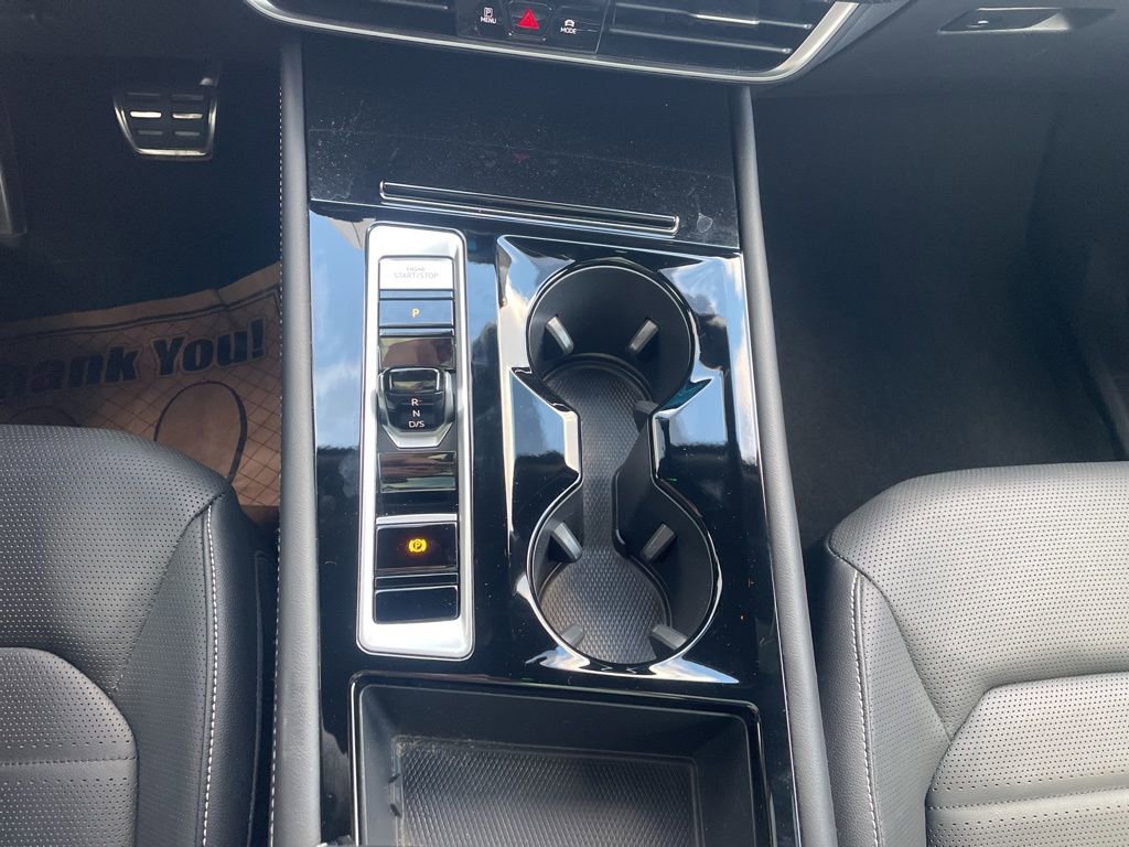 Used 2024 Volkswagen Atlas Cross Sport SEL R-Line image 35