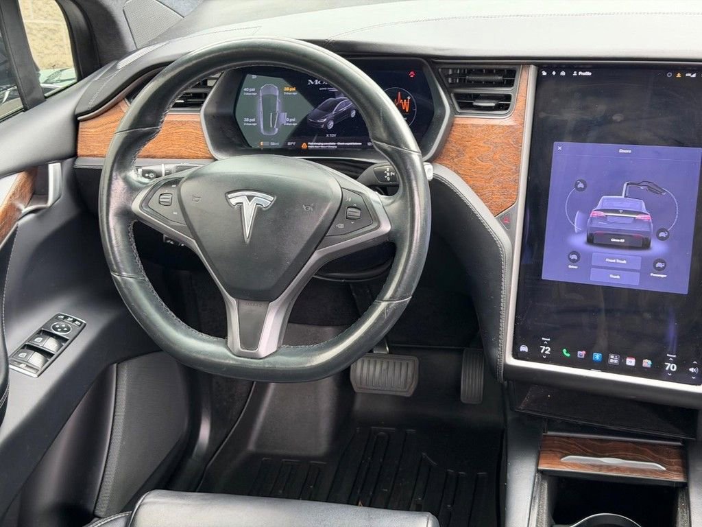 Used 2020 Tesla Model X Long Range AWD/4WD image 13