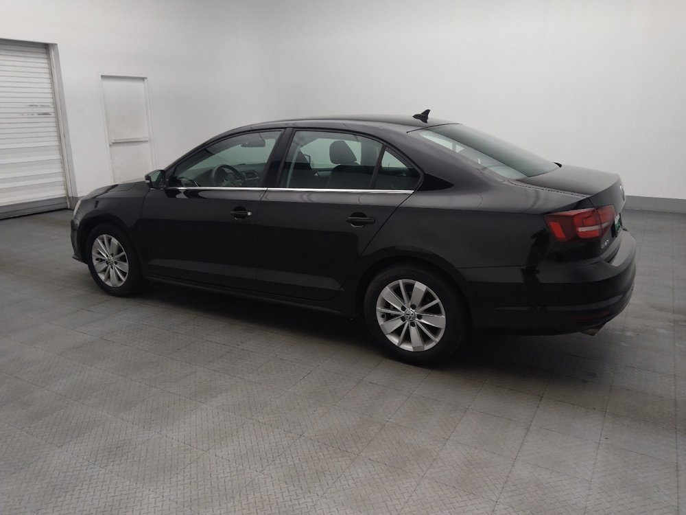Used 2016 Volkswagen Jetta SE FWD image 3