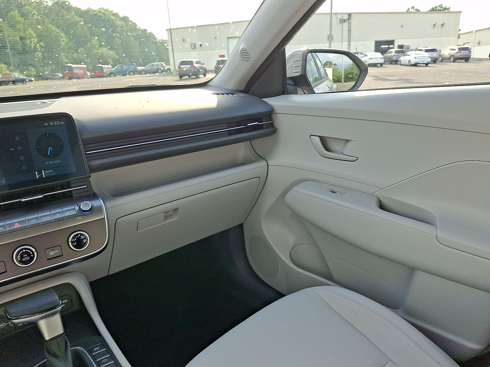 Certified 2025 Hyundai Kona SE AWD/4WD image 11
