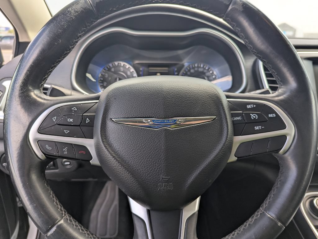 Used 2015 Chrysler 200 Limited w/ Convenience Group FWD image 28