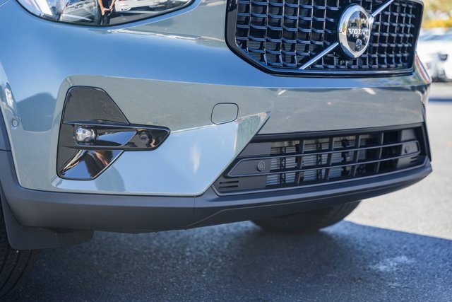 New 2026 Volvo XC40 B5 Ultra w/ Protection Package Premier image 12