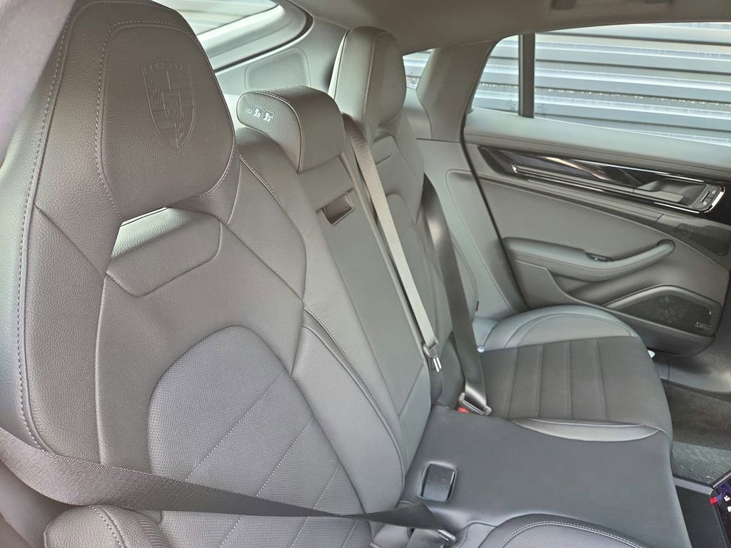 New 2026 Porsche Panamera 4 image 21