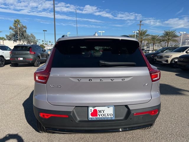 New 2026 Volvo XC40 B4 Core FWD image 5