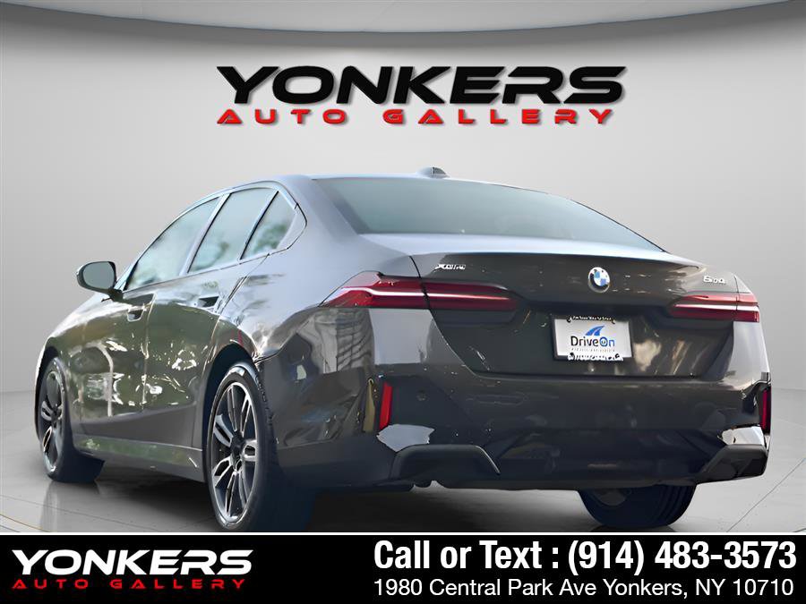 Used 2024 BMW 530i xDrive image 6