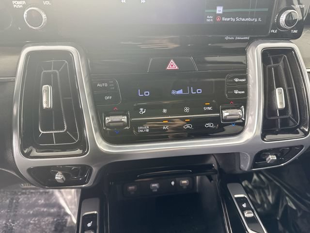 Used 2022 Kia Sorento SX w/ Panoramic Sunroof Package AWD/4WD image 9