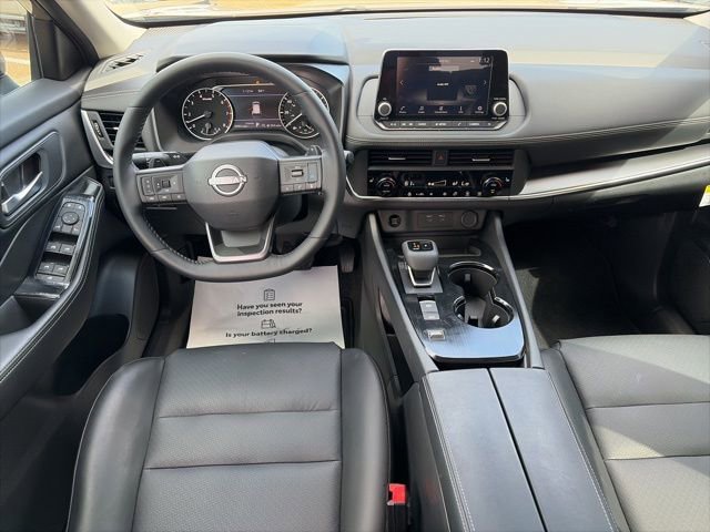 Certified 2025 Nissan Rogue SV w/ SV Premium Package image 12