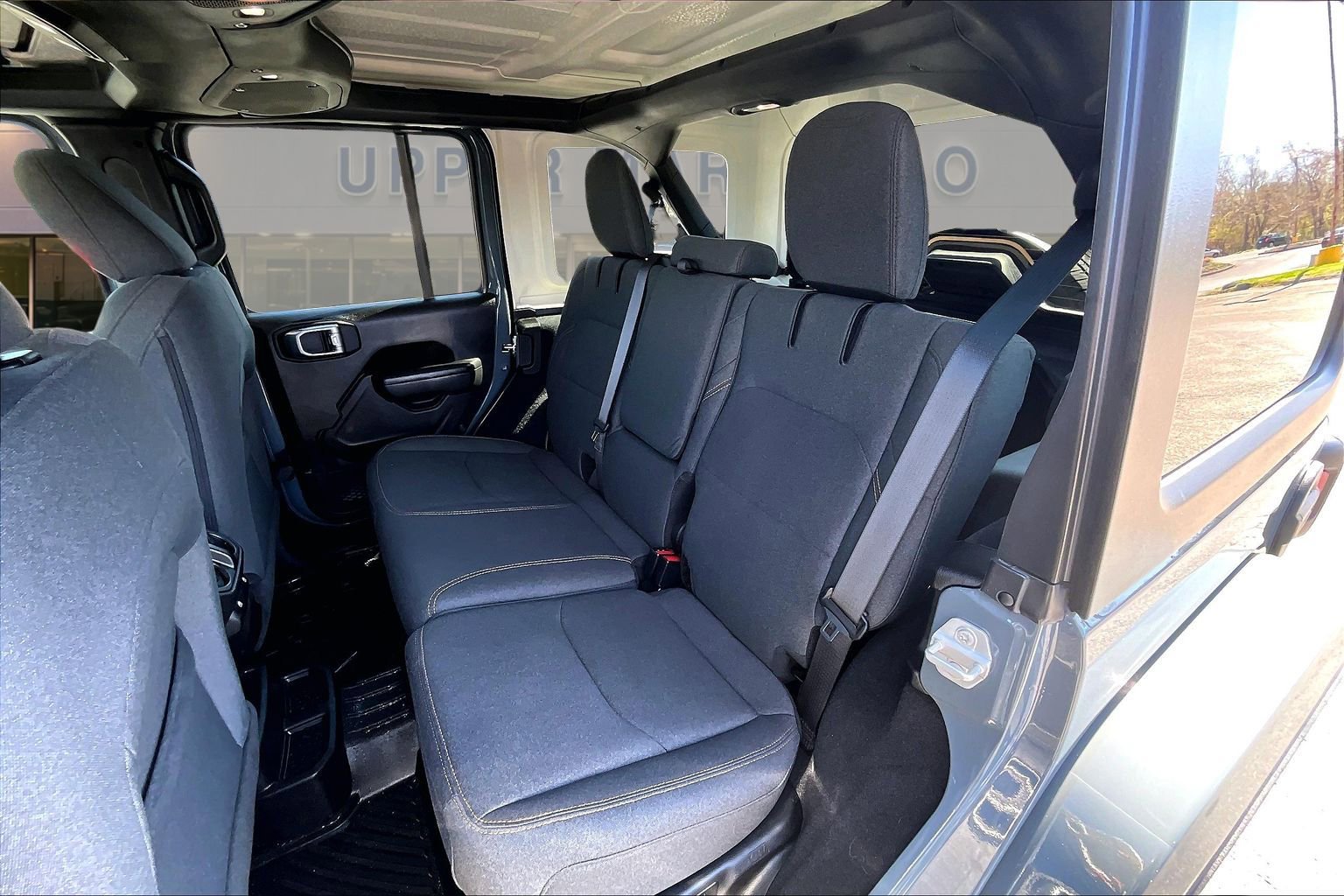 Used 2024 Jeep Wrangler Unlimited AWD/4WD image 26