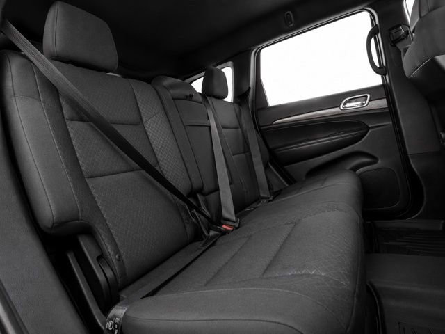 Used 2018 Jeep Grand Cherokee Laredo AWD/4WD image 21
