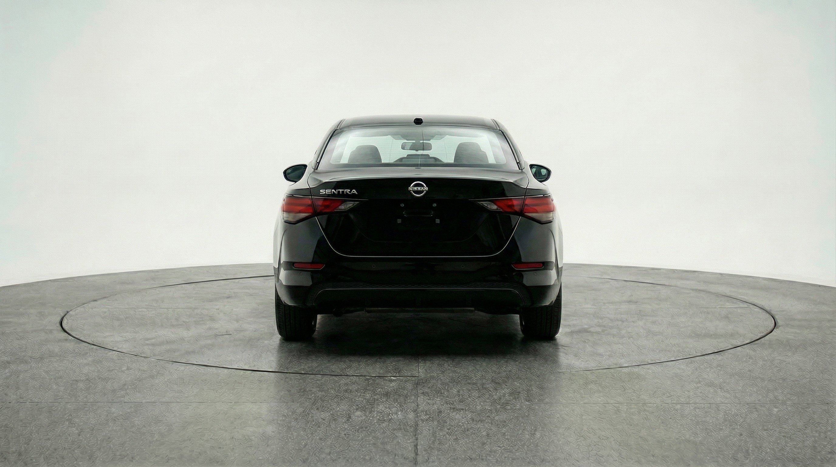 Used 2025 Nissan Sentra SV image 7