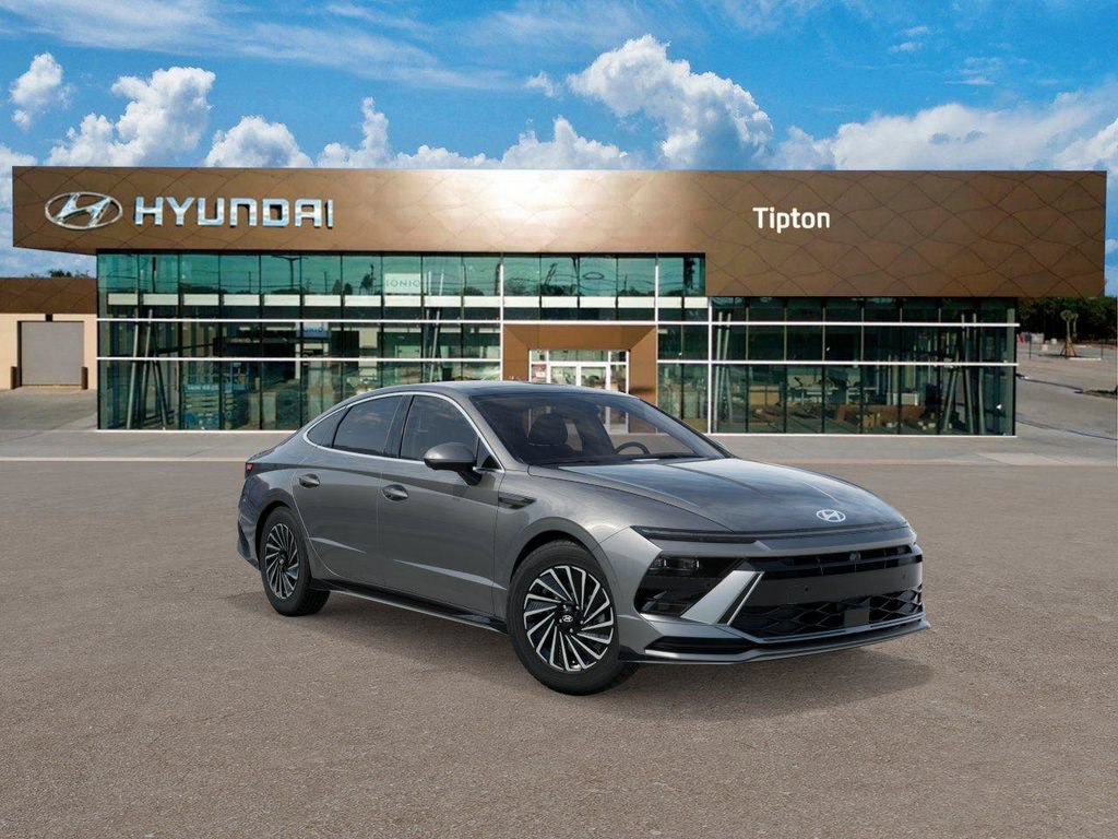 New 2026 Hyundai Sonata Limited FWD image 2