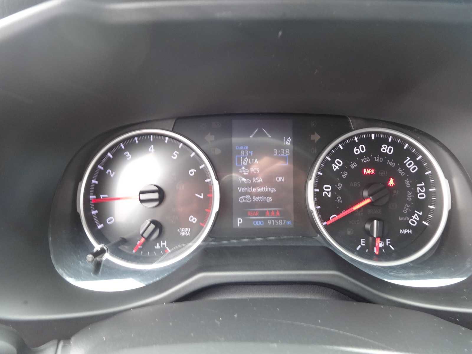 Used 2022 Toyota RAV4 LE image 15