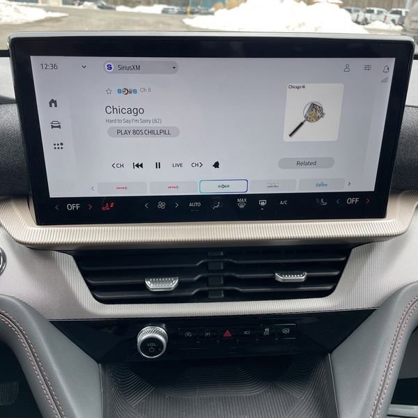 Used 2025 Ford Explorer Active image 16