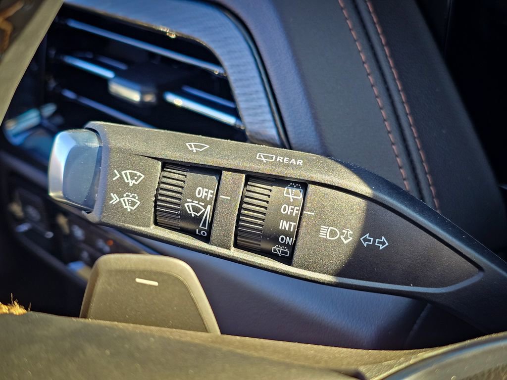 New 2026 GMC Yukon AT4 w/ AT4 Premium Plus Package image 21