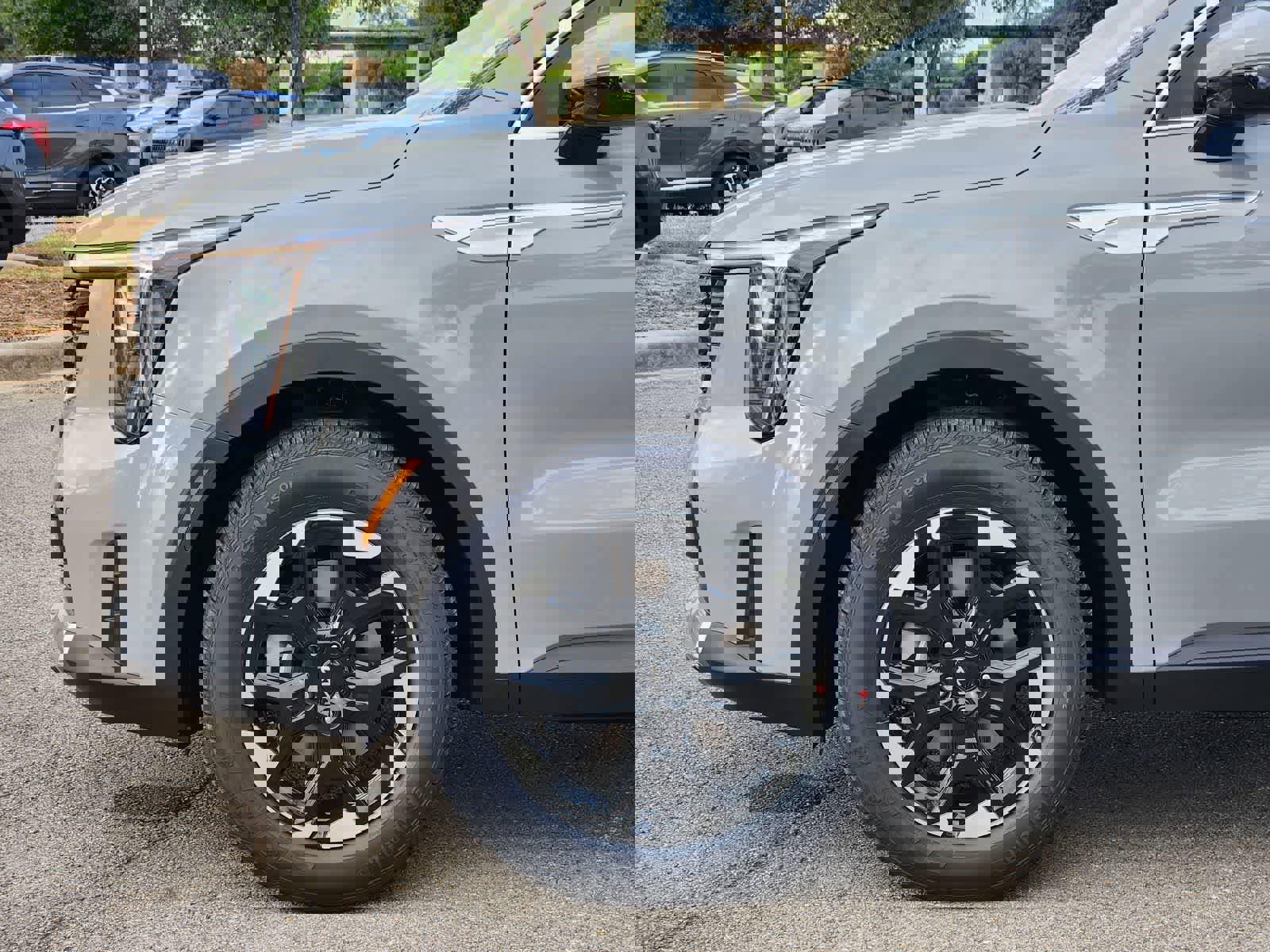 New 2026 Kia Sorento S w/ S Panoramic Sunroof Package FWD image 8