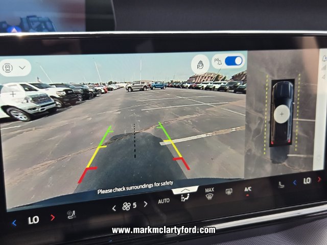 New 2026 Ford Expedition Active AWD/4WD image 17