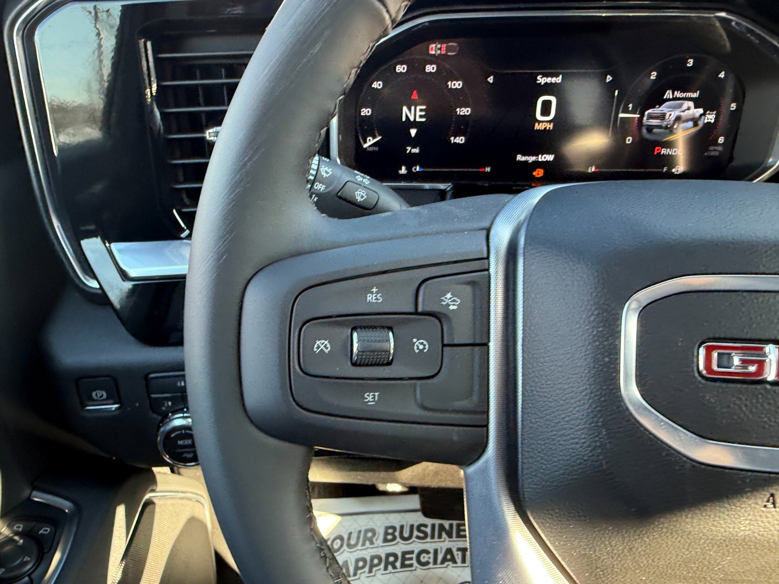 New 2026 GMC Sierra 3500 SLE w/ Preferred Package image 25