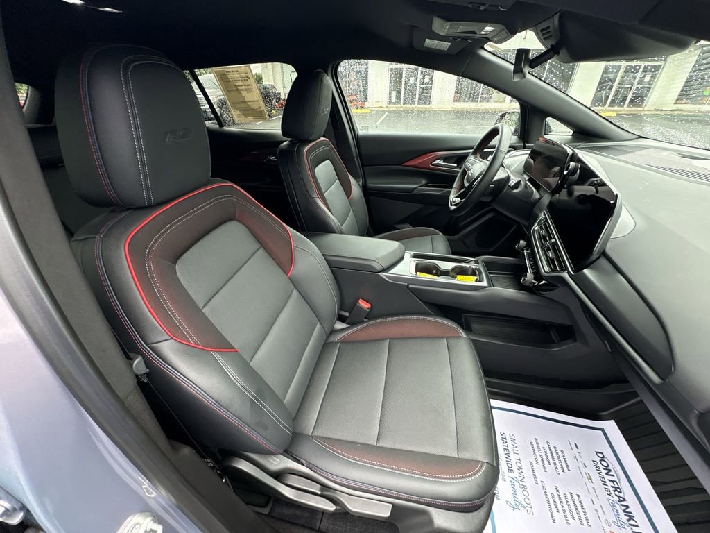 Used 2024 Chevrolet Equinox EV RS AWD/4WD image 24