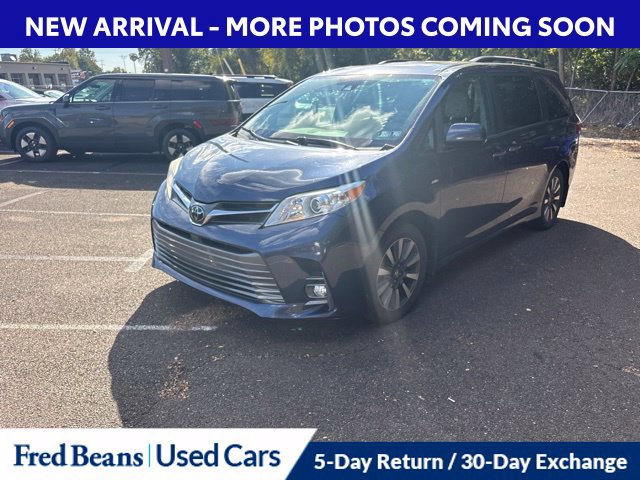 Used 2020 Toyota Sienna XLE AWD/4WD image 1