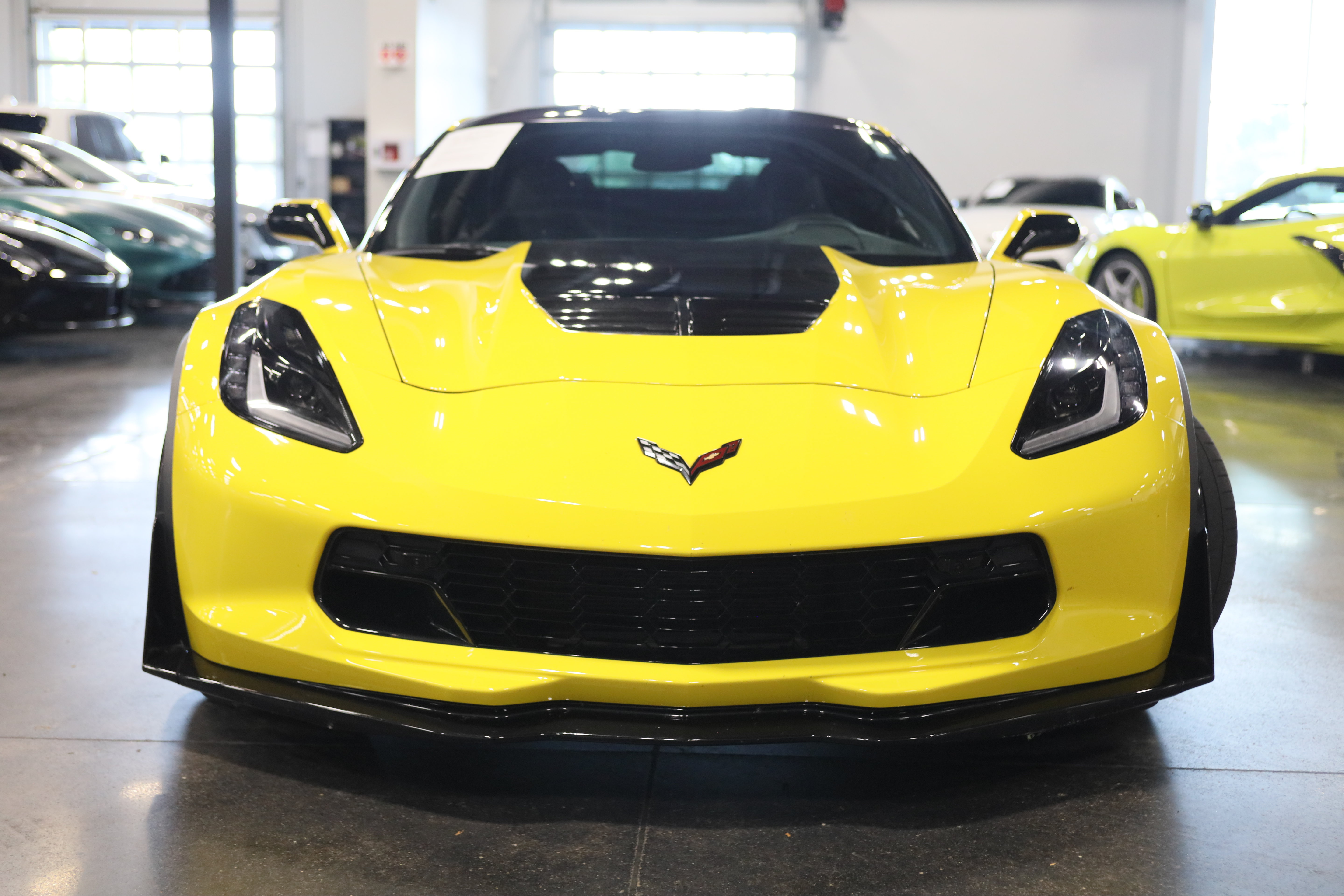 Used 2016 Chevrolet Corvette Z06 w/ 3LZ Preferred Equipment Group RWD image 2