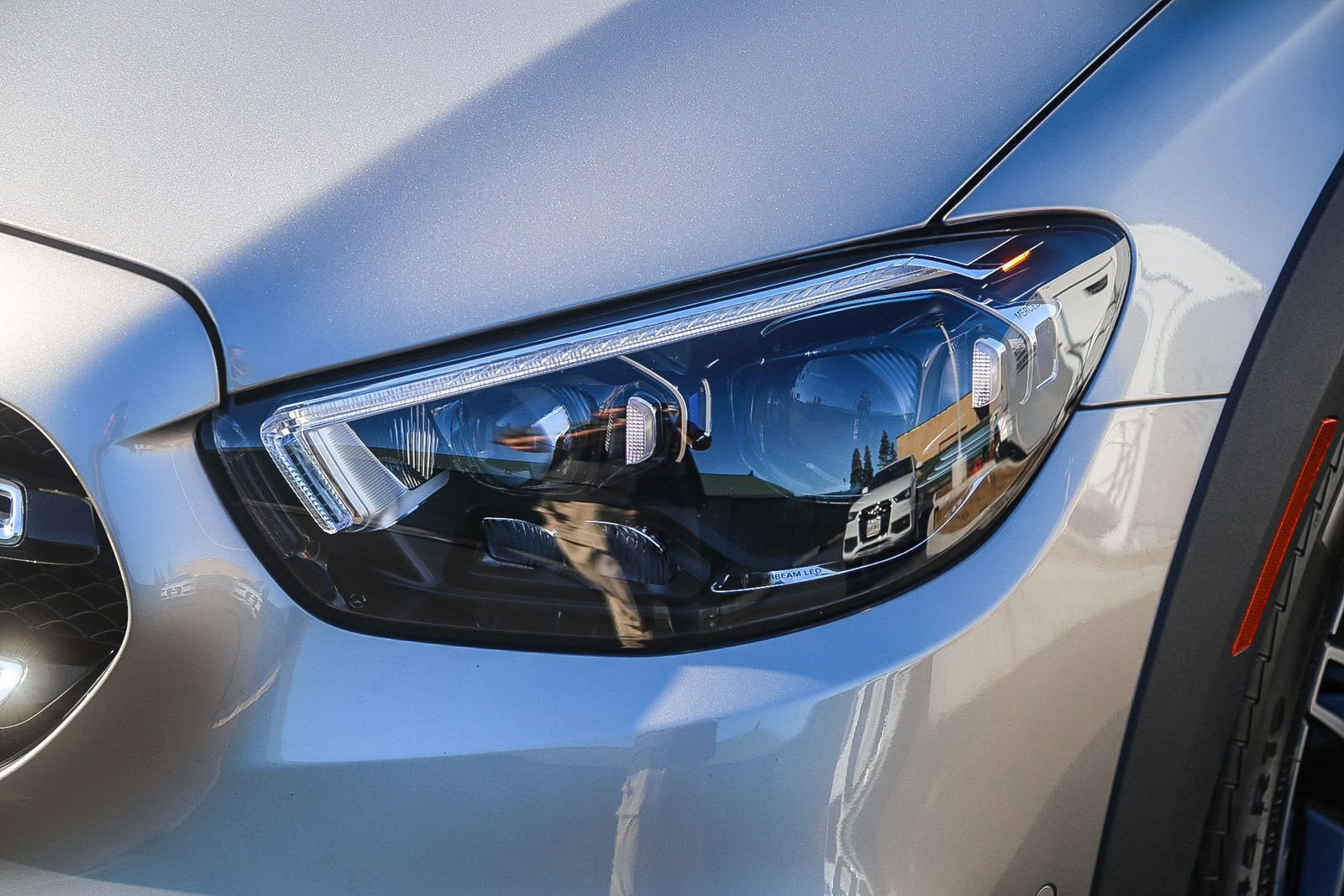 Used 2023 Mercedes-Benz E 450 4MATIC All-Terrain Wagon image 7