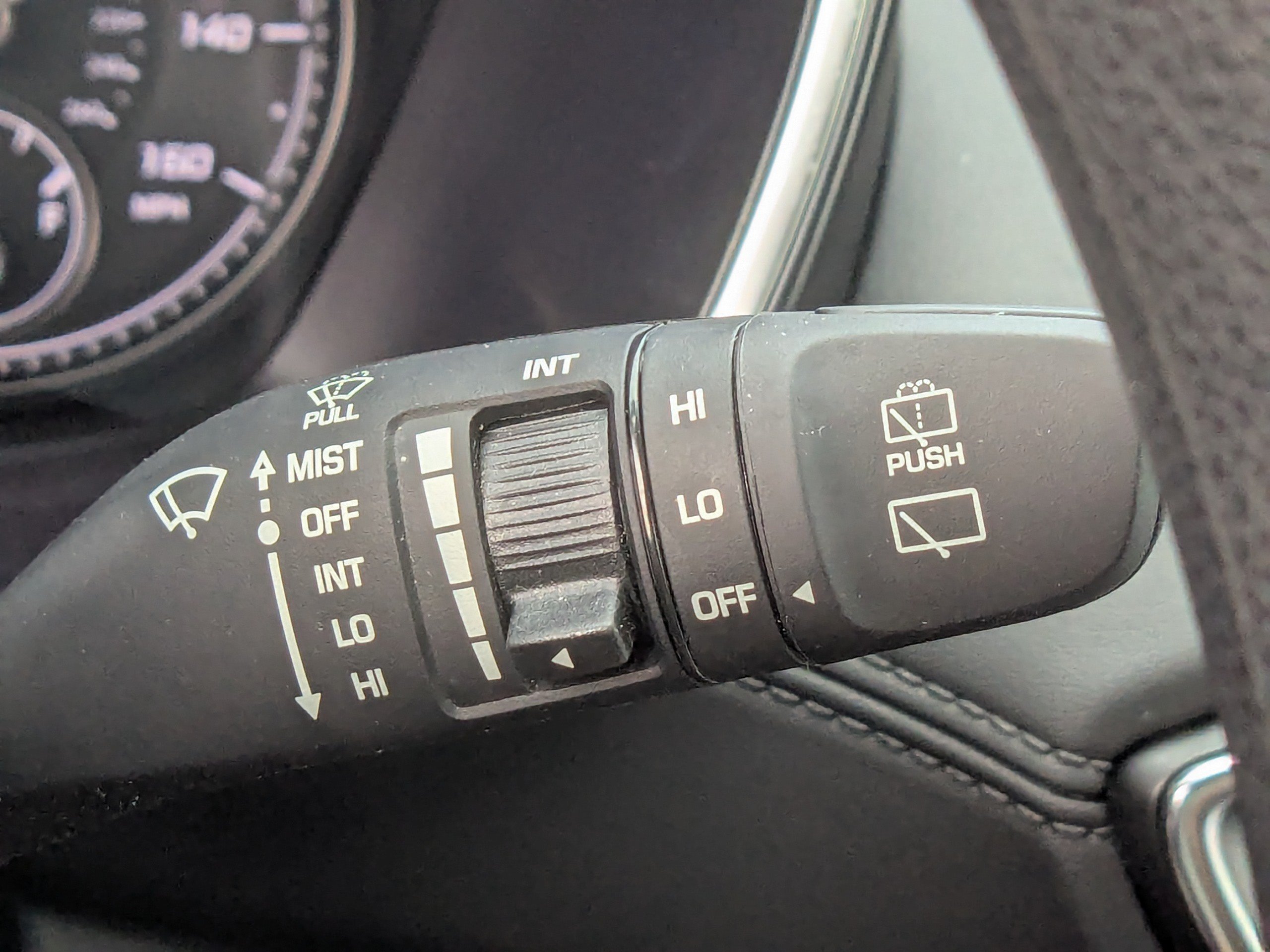 Used 2023 Hyundai Santa Fe SE AWD/4WD image 27