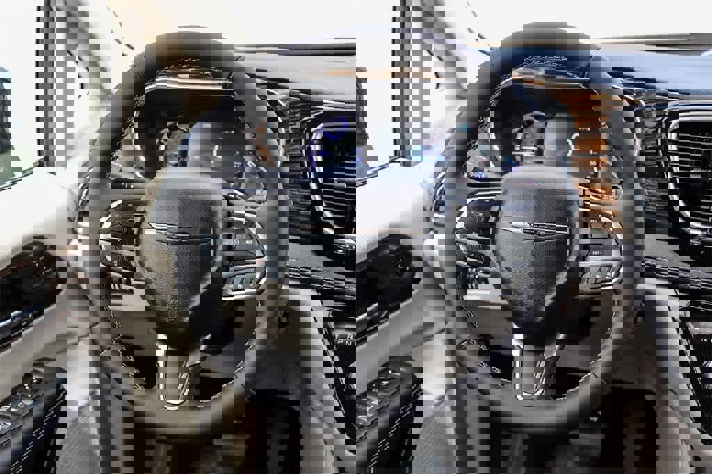 New 2023 Chrysler Pacifica Limited image 14