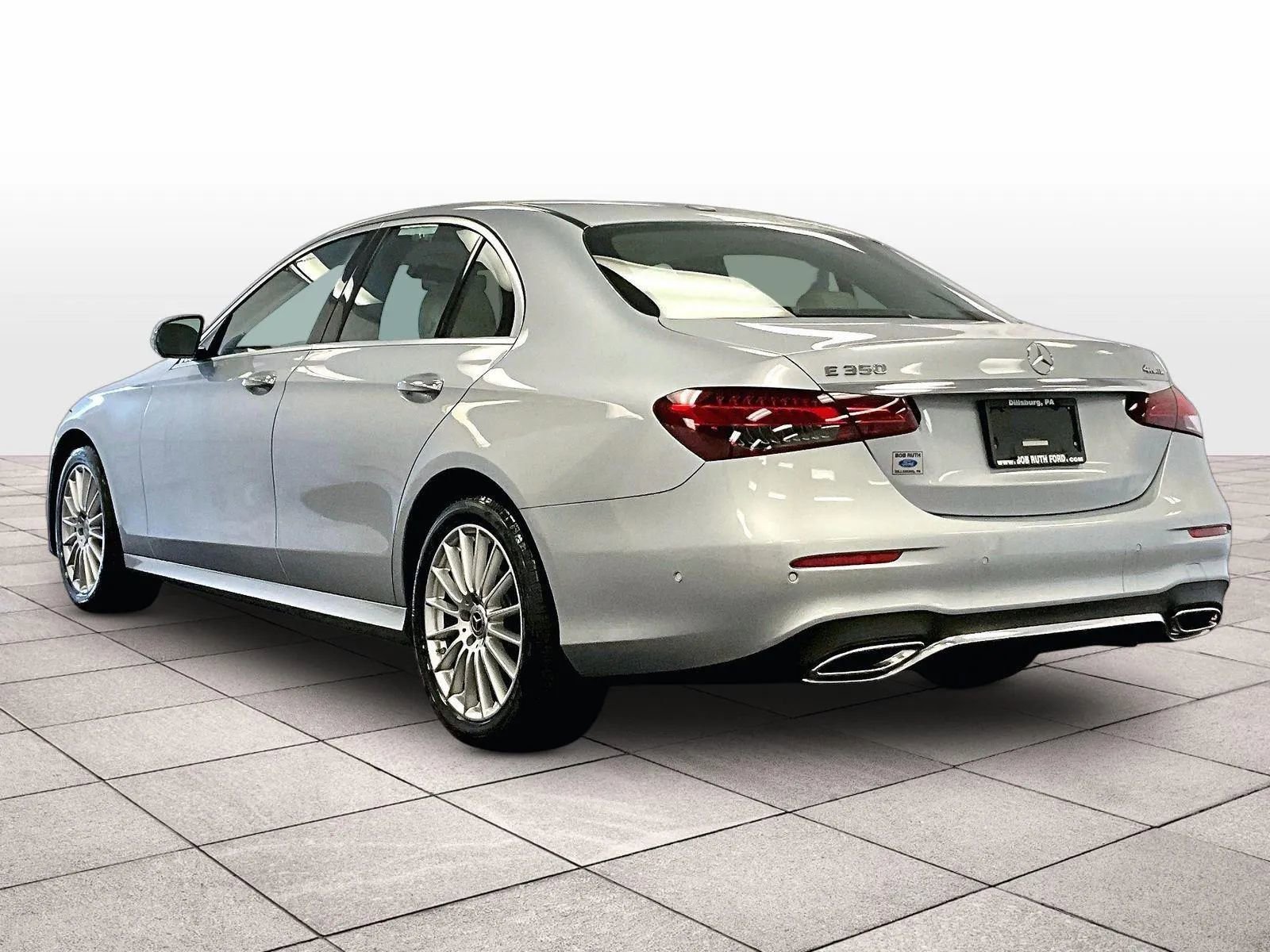 Used 2021 Mercedes-Benz E 350 4MATIC Sedan w/ Premium Package image 10