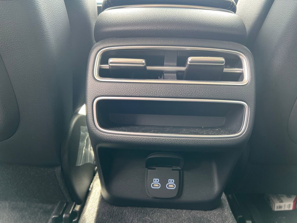 Used 2026 Genesis GV70 2.5T Select AWD/4WD image 22