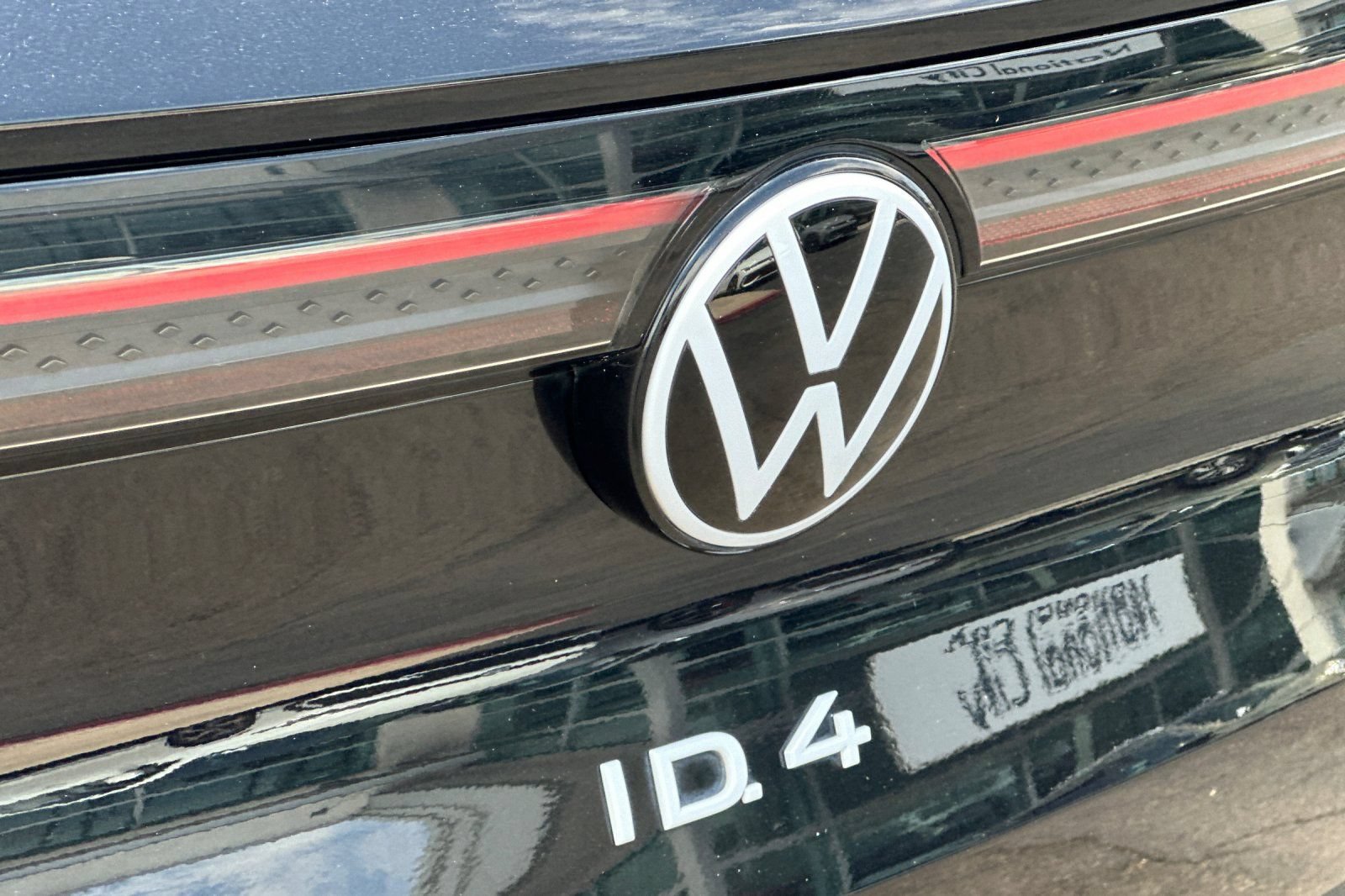 Used 2023 Volkswagen ID.4 Pro RWD image 27