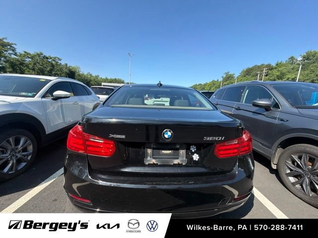 Used 2014 BMW 320i xDrive Sedan AWD/4WD image 9