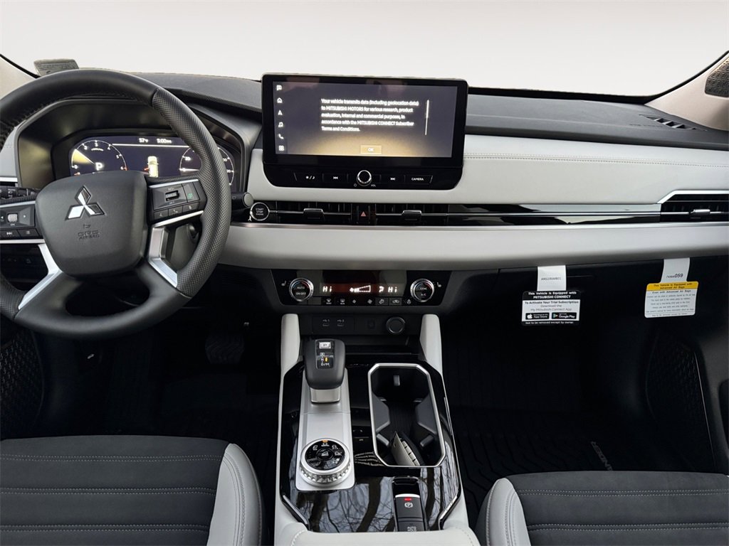 New 2026 Mitsubishi Outlander SE image 11