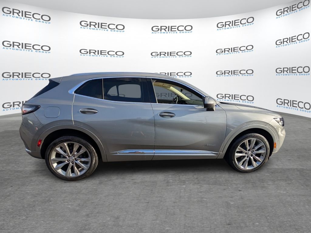 Used 2023 Buick Envision Avenir image 8